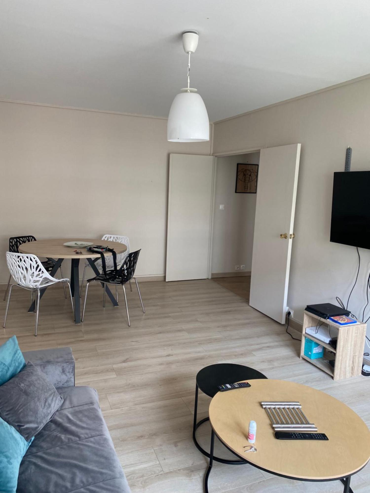 Calme Et Confort -chambre Privee Dans Un Appartement- Séjour chez l'habitant *